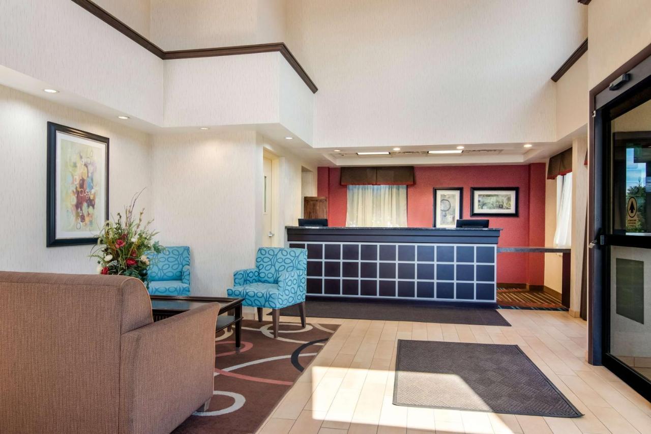 Best Western Dutch Valley Inn New Philadelphia Ngoại thất bức ảnh