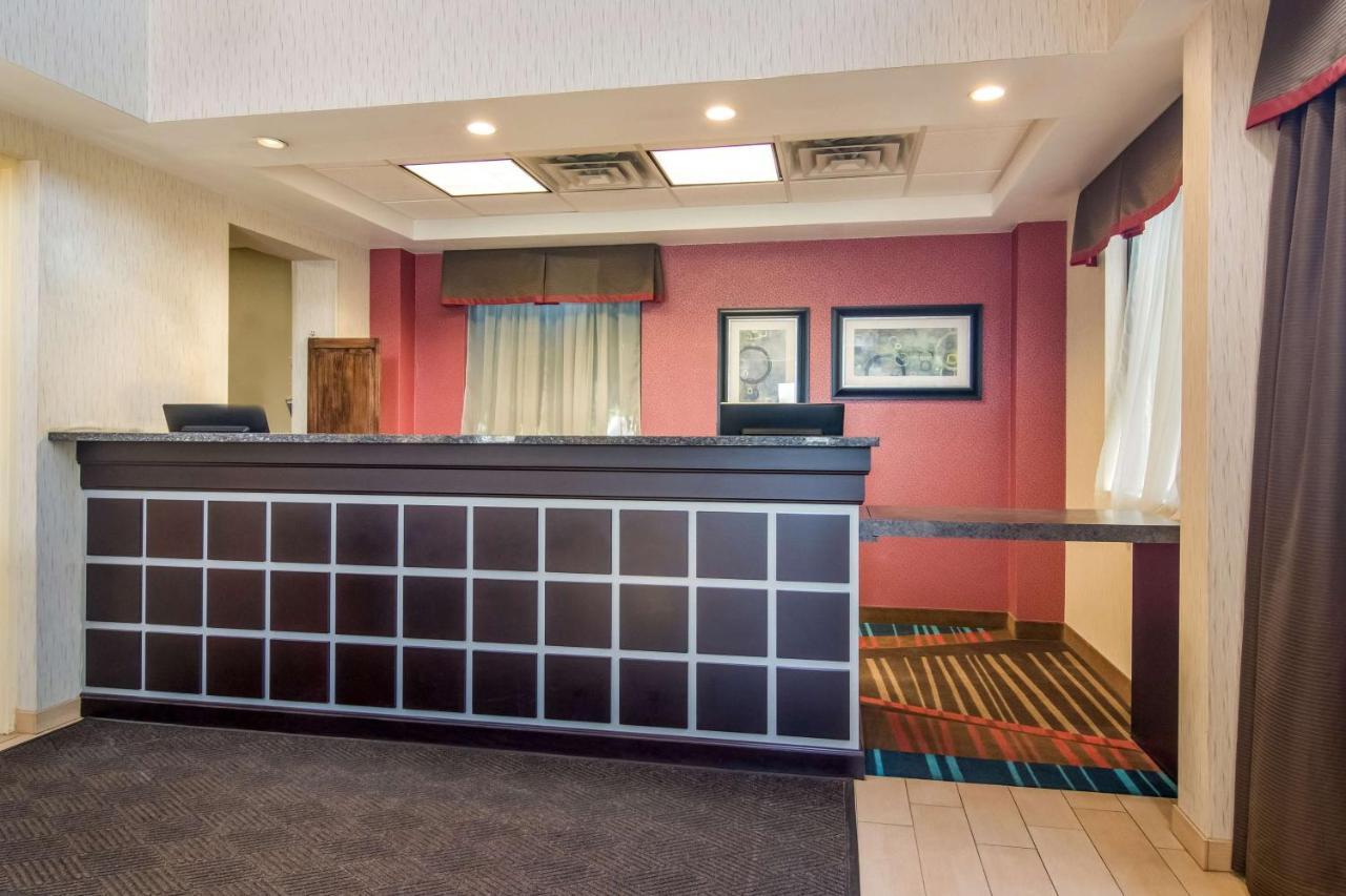 Best Western Dutch Valley Inn New Philadelphia Ngoại thất bức ảnh
