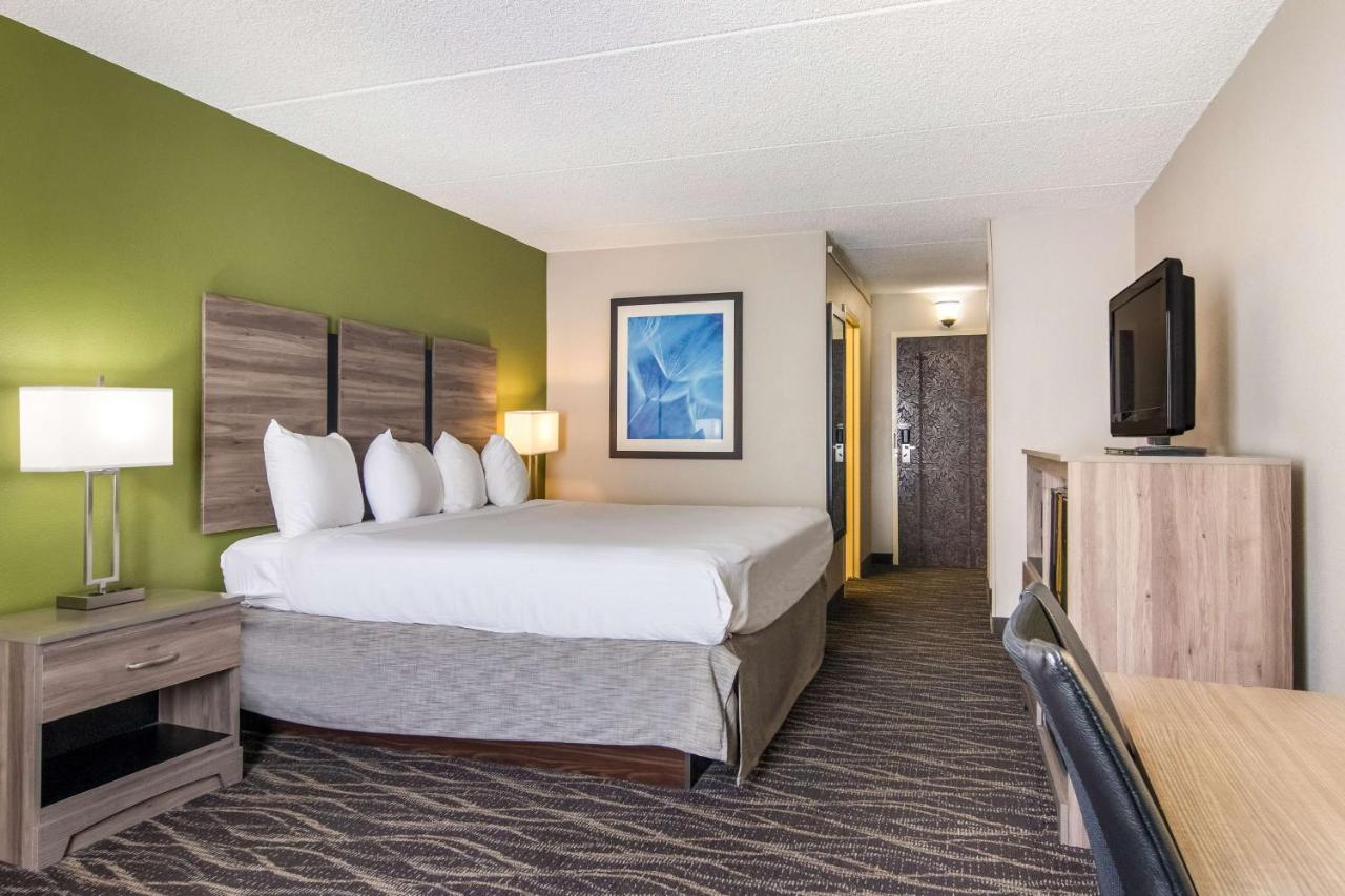 Best Western Dutch Valley Inn New Philadelphia Ngoại thất bức ảnh